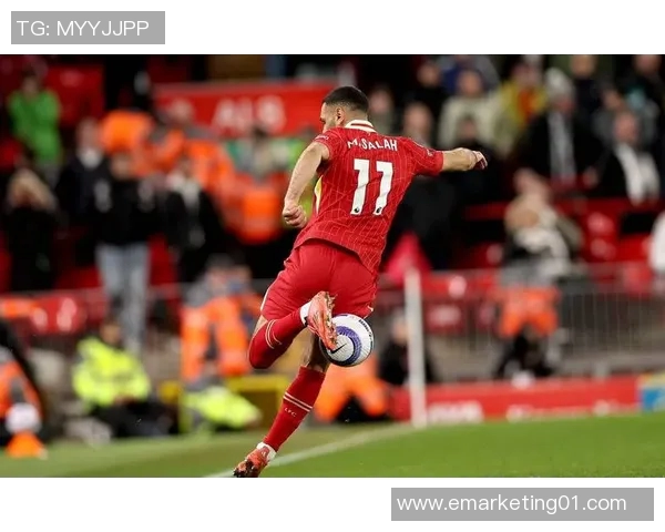 利物浦与巴黎精彩对决直播回放全程回顾与分析