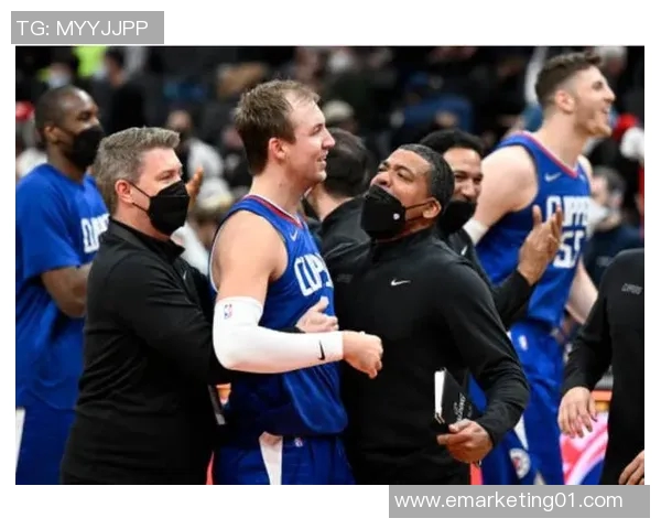 奇才与快船激战12月19日谁能在这场对决中笑到最后 奇才与快船激战12月19日谁能在这场对决中笑到最后